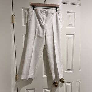 Great condition JCrew linen lined cropped pant. Size 8 - white.